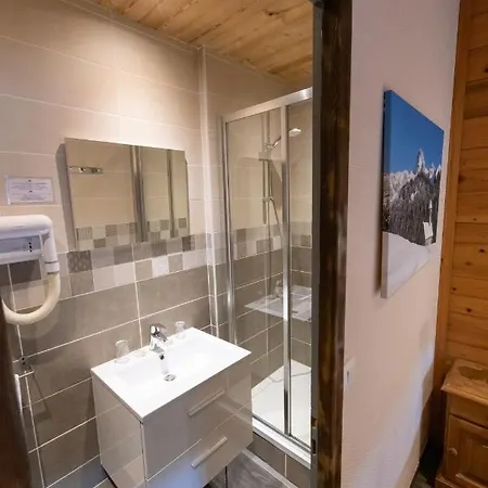 La Pointe Percee Hotell 2*