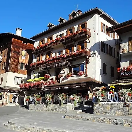 La Pointe Percee Hotell