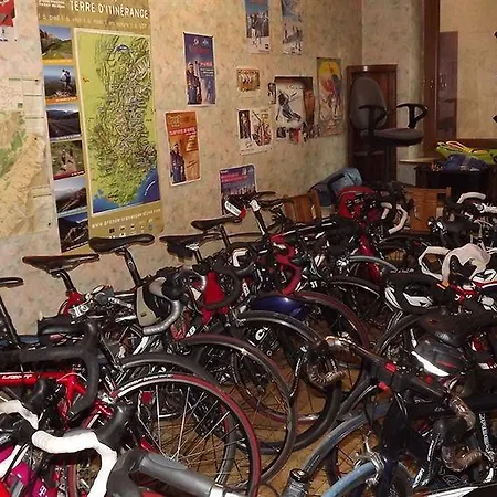 La Pointe Percee Szálloda 2*